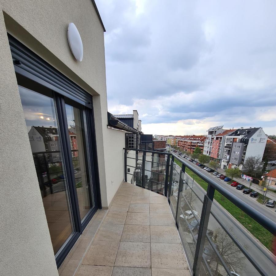 Ferienwohnung New Now Living Novi Sad Exterior foto
